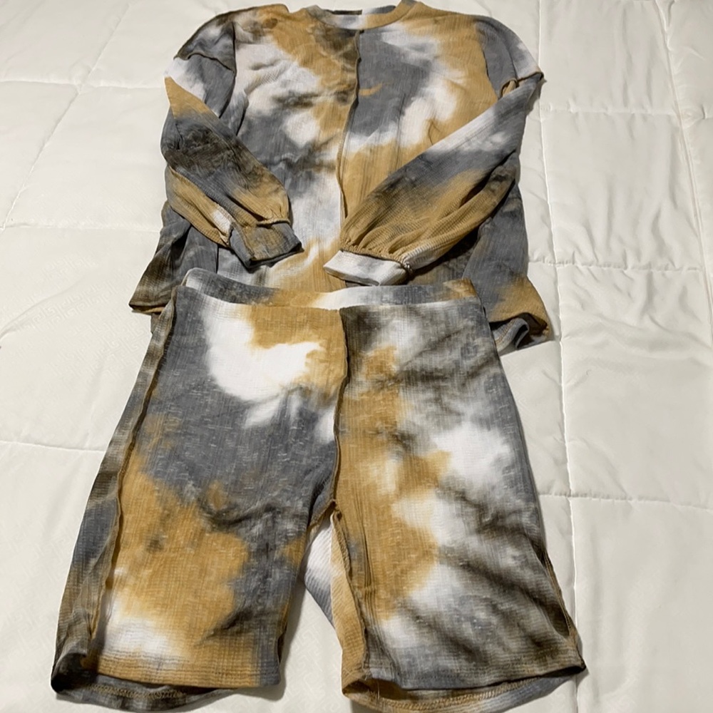 Never worn/ just removed tags